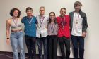 Български ученици се върнаха със злато от олимпиада в Чехия